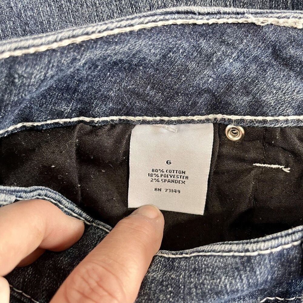 One Five One 8 Jean Womens Blue Bootcut Mid Rise Stretch Relax Bling Size 6 - Picture 7 of 8